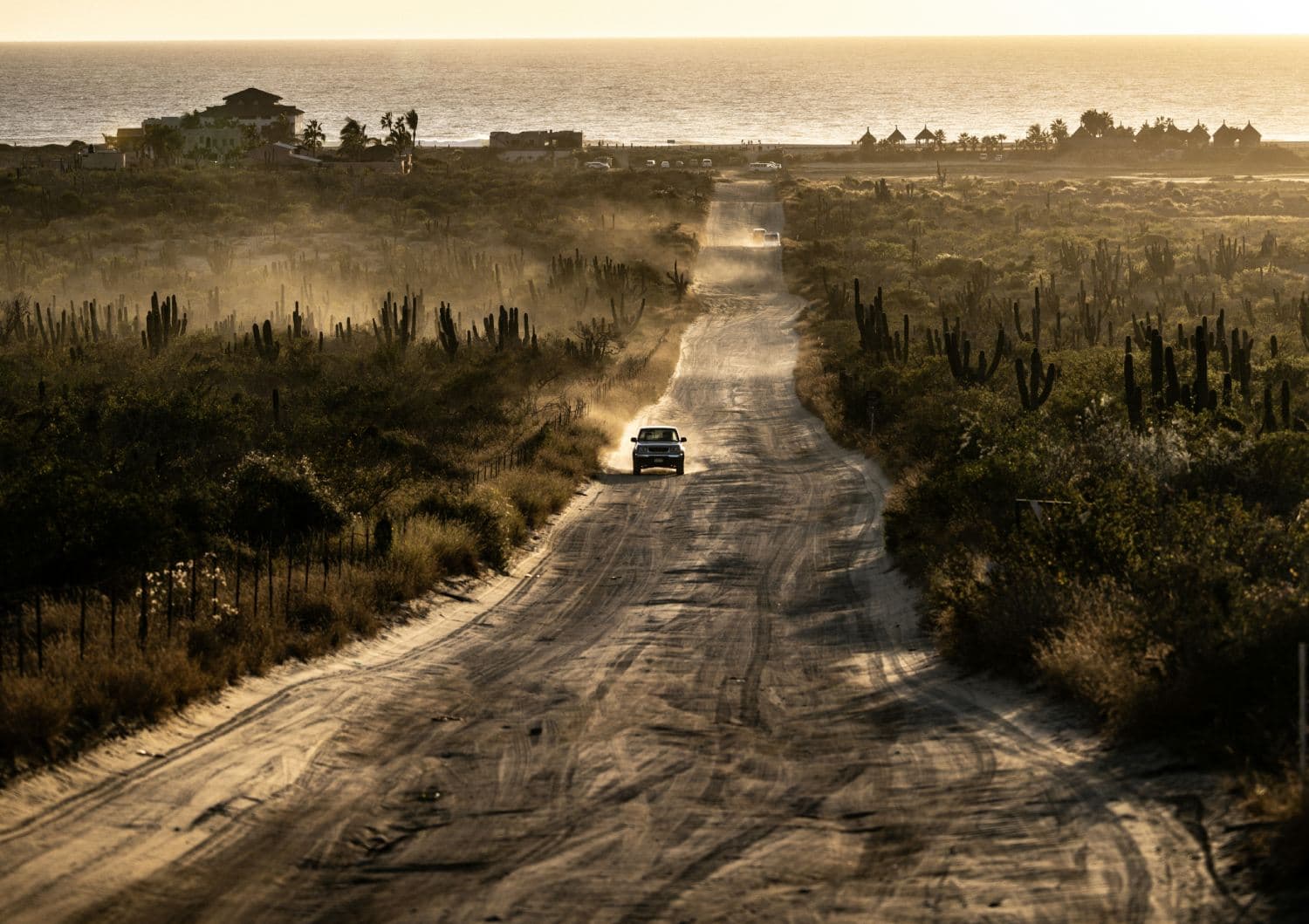 Carretera en Baja California al atardecer